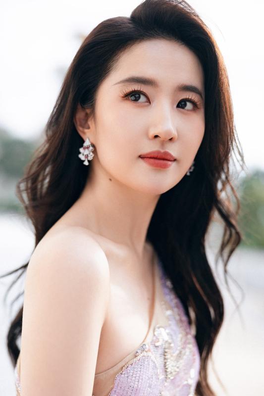 Liu yifei