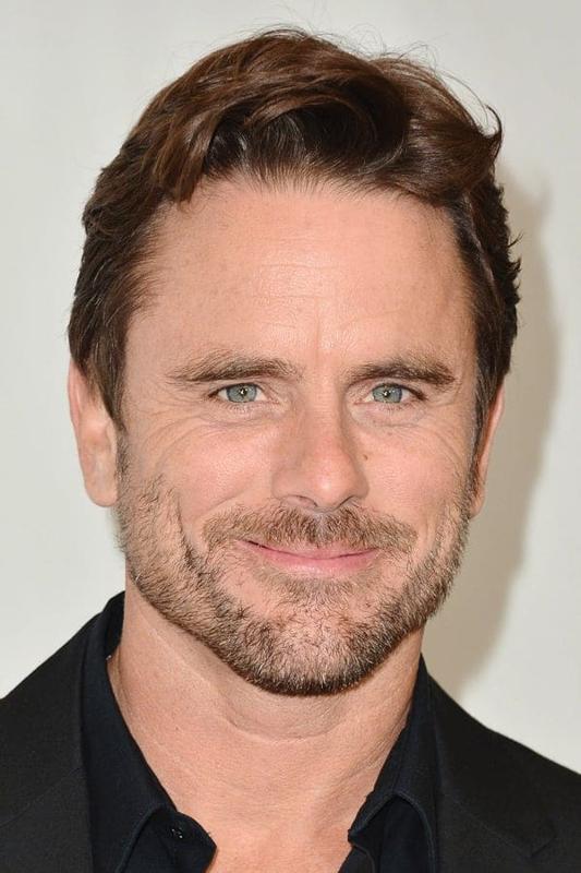 Charles esten