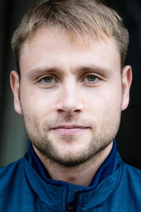 Max riemelt