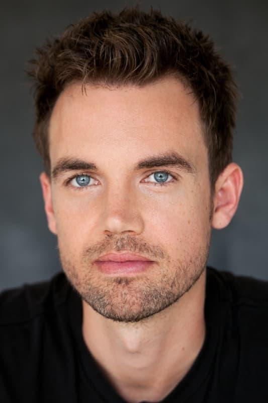 Tyler hilton