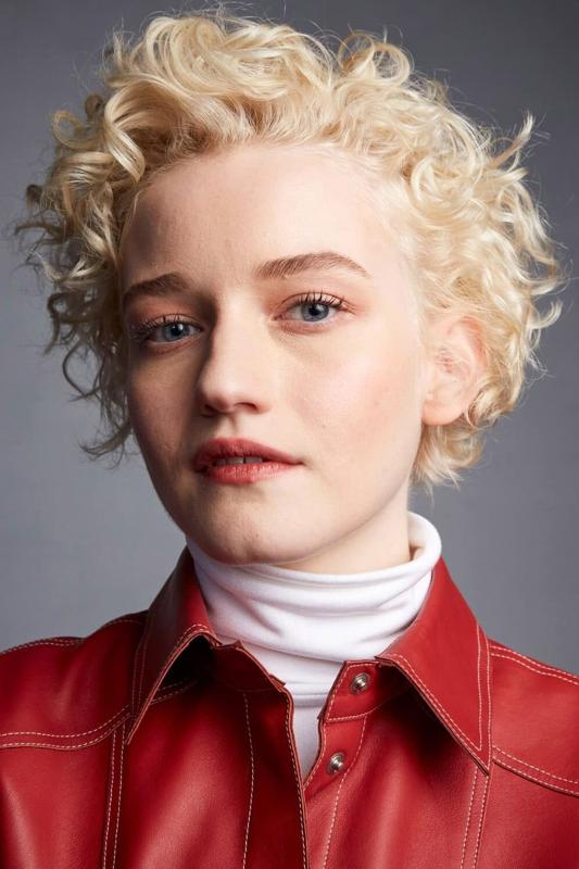 Julia garner