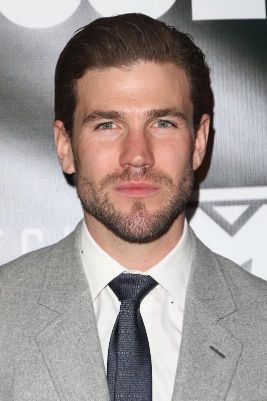 Austin stowell